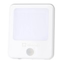 Sensor de movimiento con enchufe