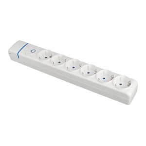 Base múltiple de 6 tomas 2p+t, 16 a 250 v con interruptor luminoso.
