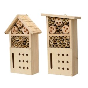 Hotel de insectos madera de pino, modelos variados. 18 x 9 x 27 cm
